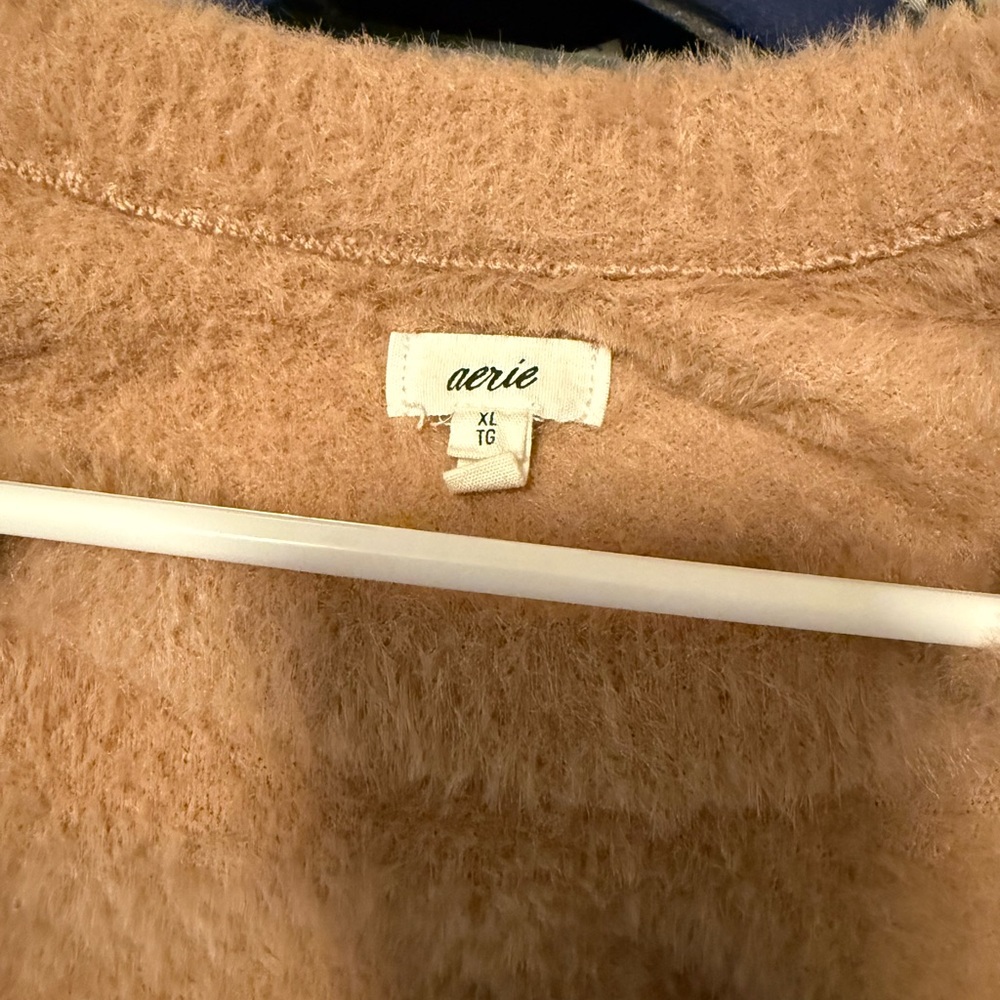 Aerie Soft Beige Crew Neck Sweater - Picture 3 of 3